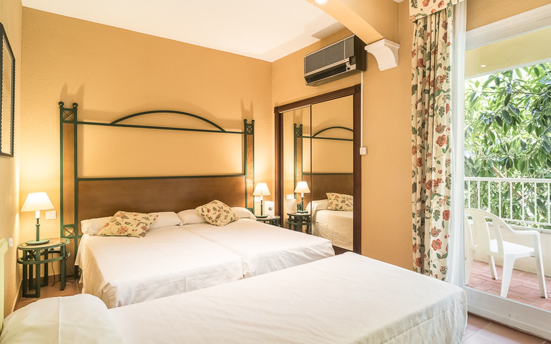 Hotel Intur Azor Benicàssim Esterno foto